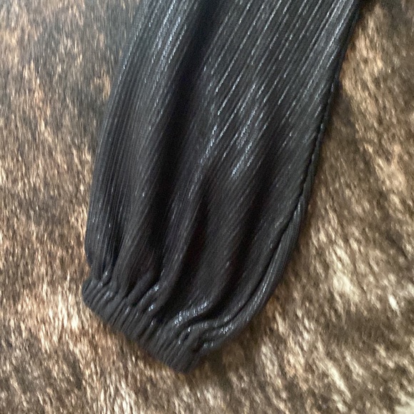 Black metallic beautiful mini dress or tunic. Size M/L. Bought at a local store - Picture 2 of 4